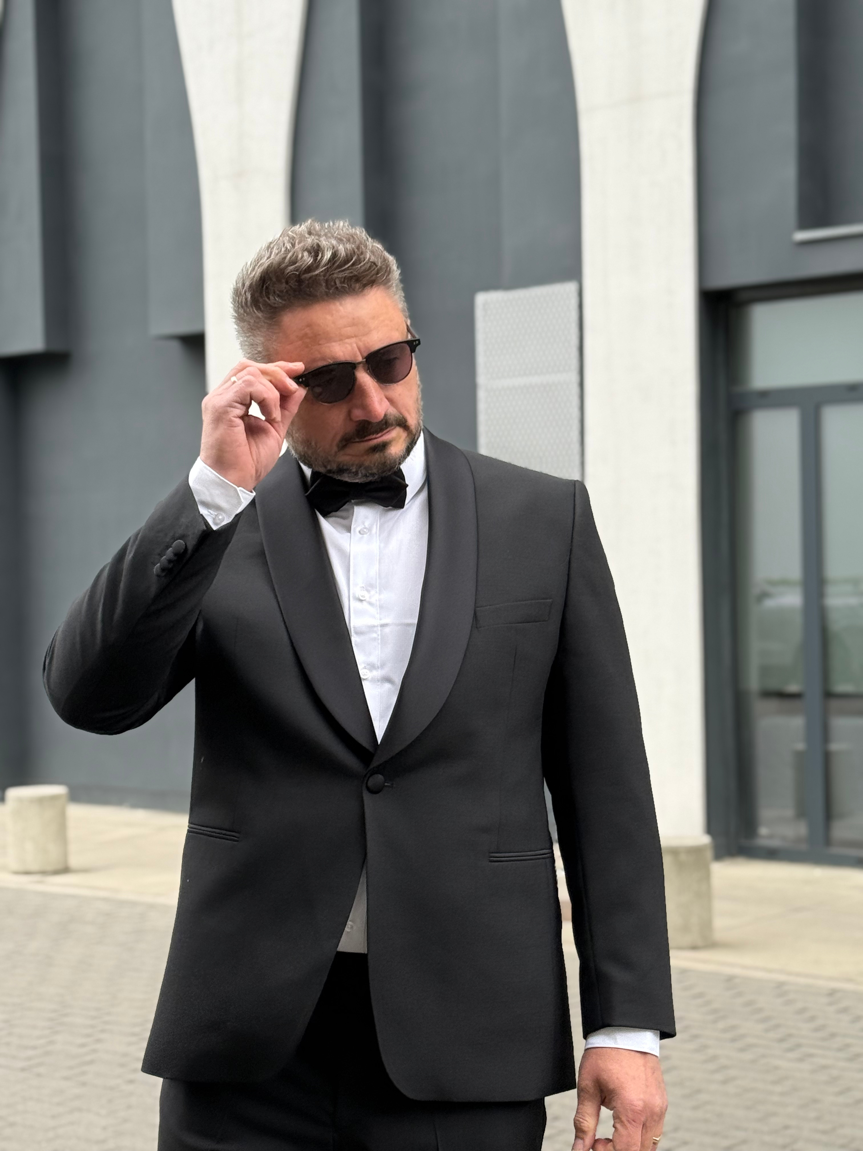 Czarny smoking 100% wełna